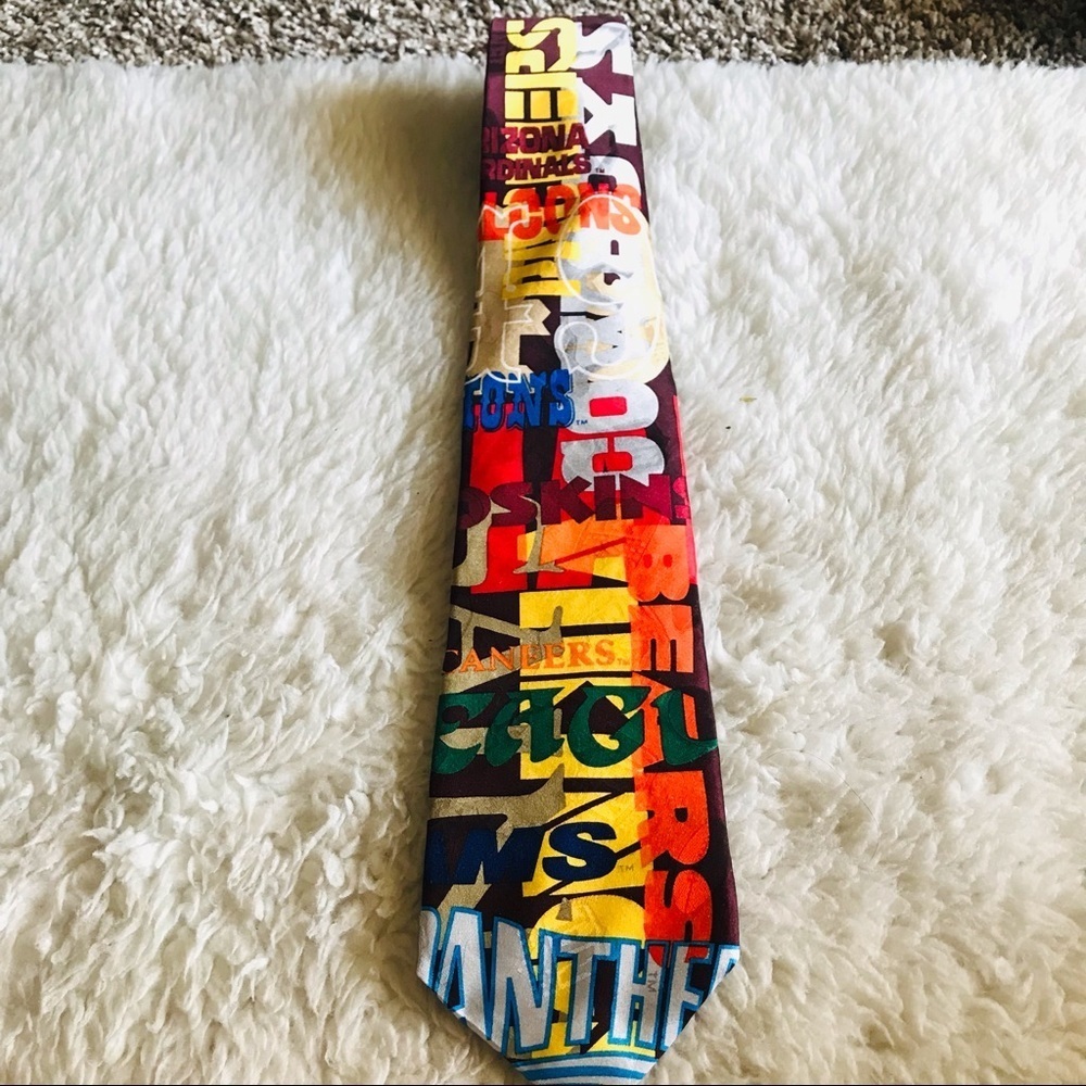Team NFL Vintage Men’s Necktie